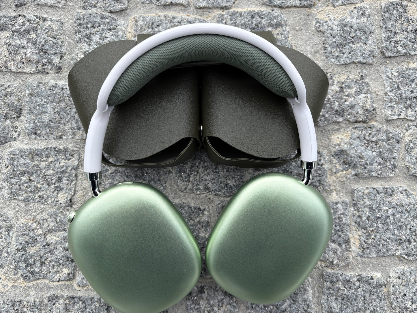 Auscultadores Bluetooth P9 Pro Max