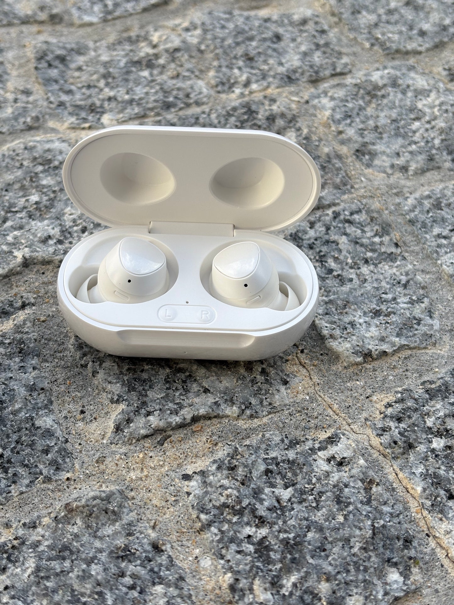 Auriculares Buds+