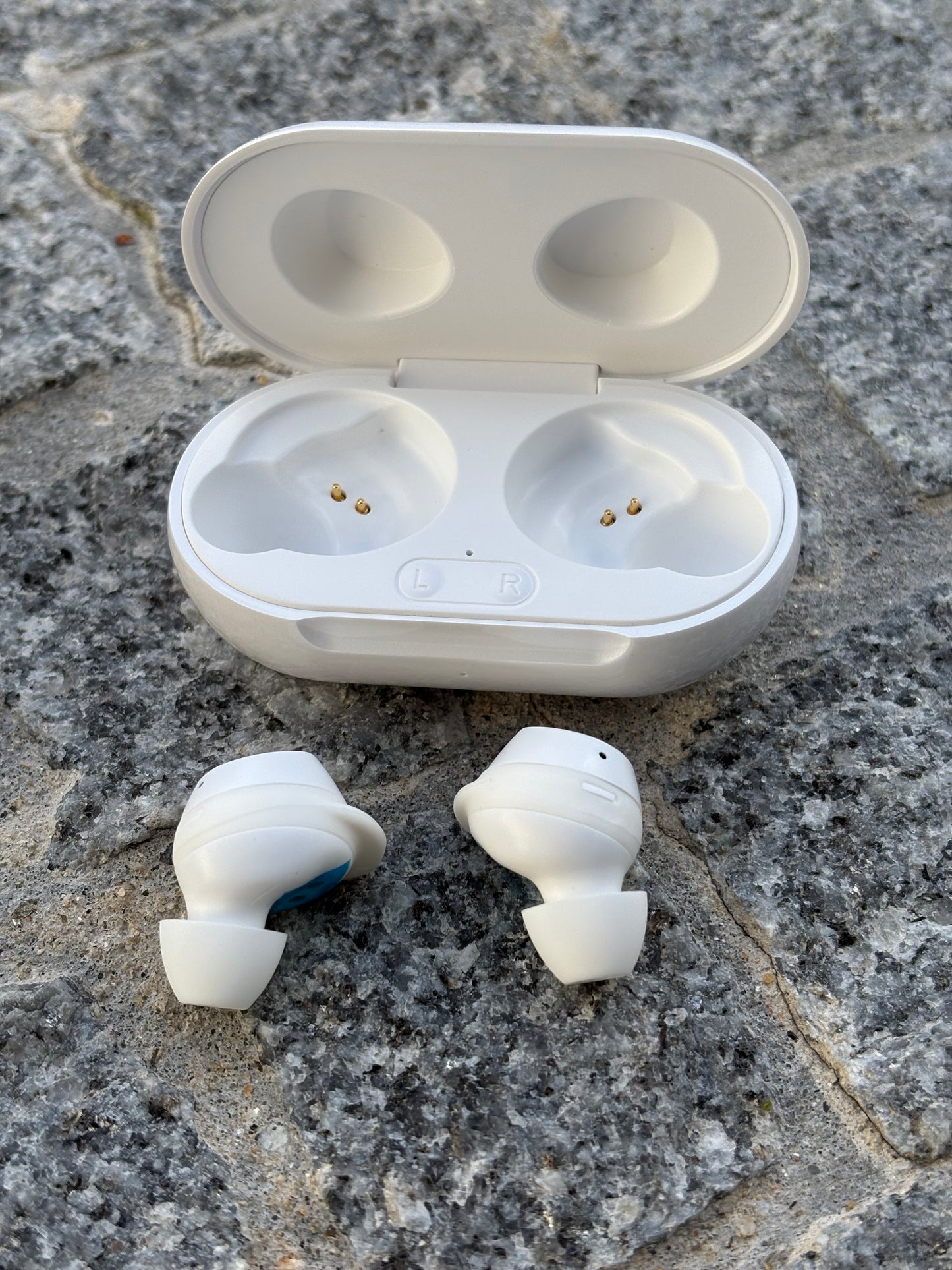 Auriculares Buds+