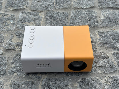 Mini Projetor Portátil Multimédia